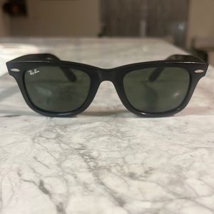 Black Ray Ban Sunglasses